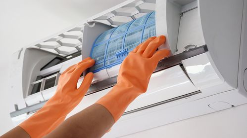 杭州一男子一回家就哮喘發(fā)作,遵醫(yī)囑 清洗空調(diào) 一洗見效