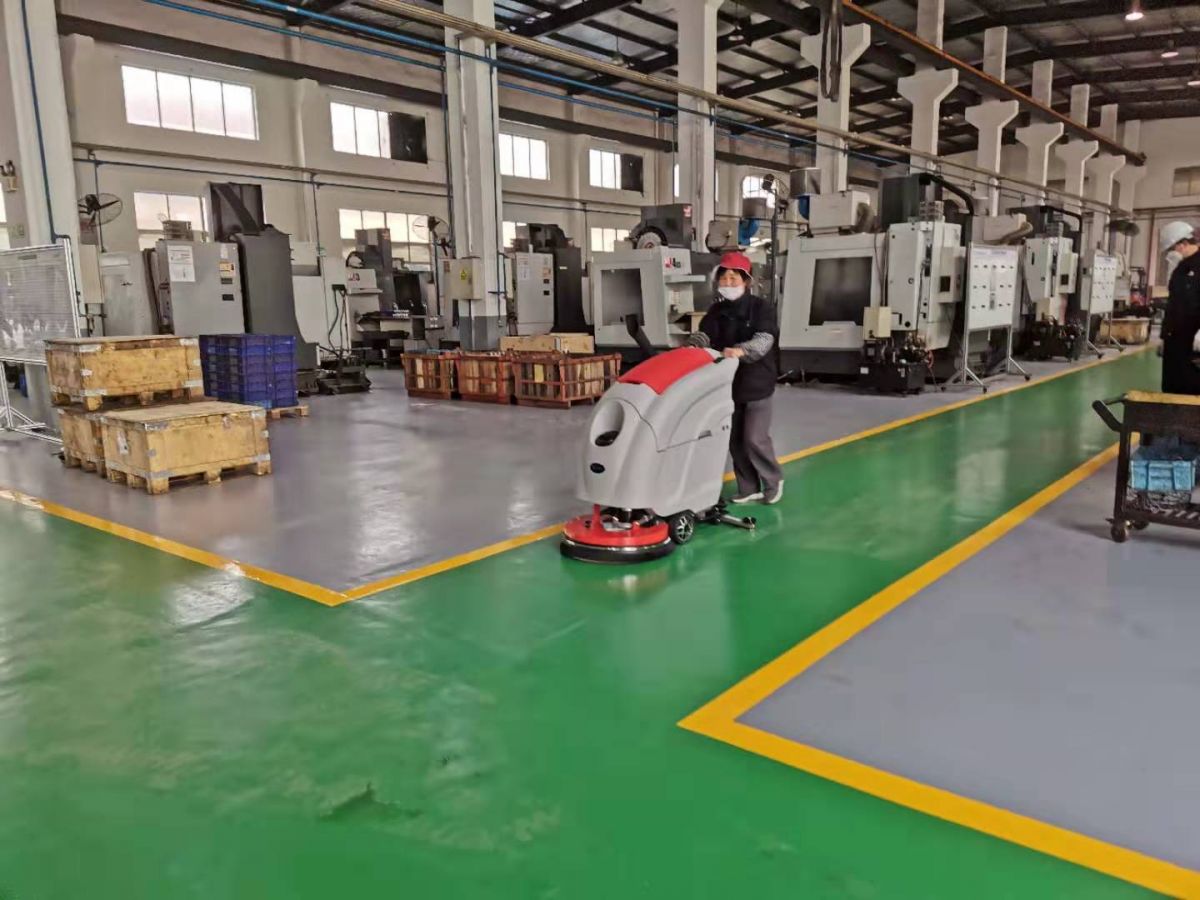 工廠車間地面清洗機-優尼斯手推式全自動洗地機產品圖片